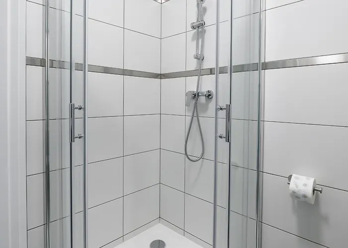 Apartament Polmedica Nowoogrodzka A *